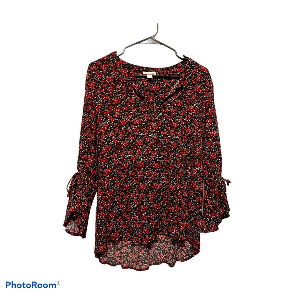 Westport 1962 Black and Red Floral Blouse